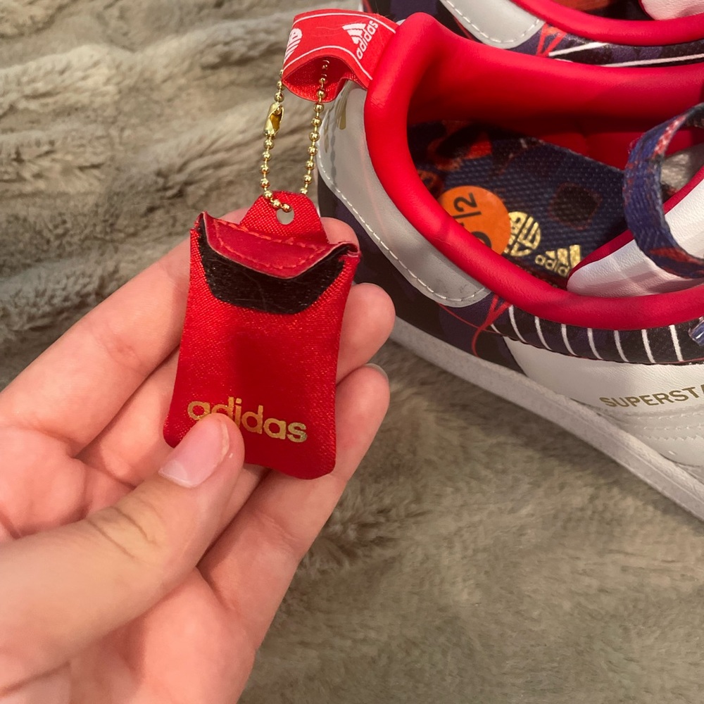 Adidas Superstar J Chinese New Year 5.5 - Picture 10 of 13